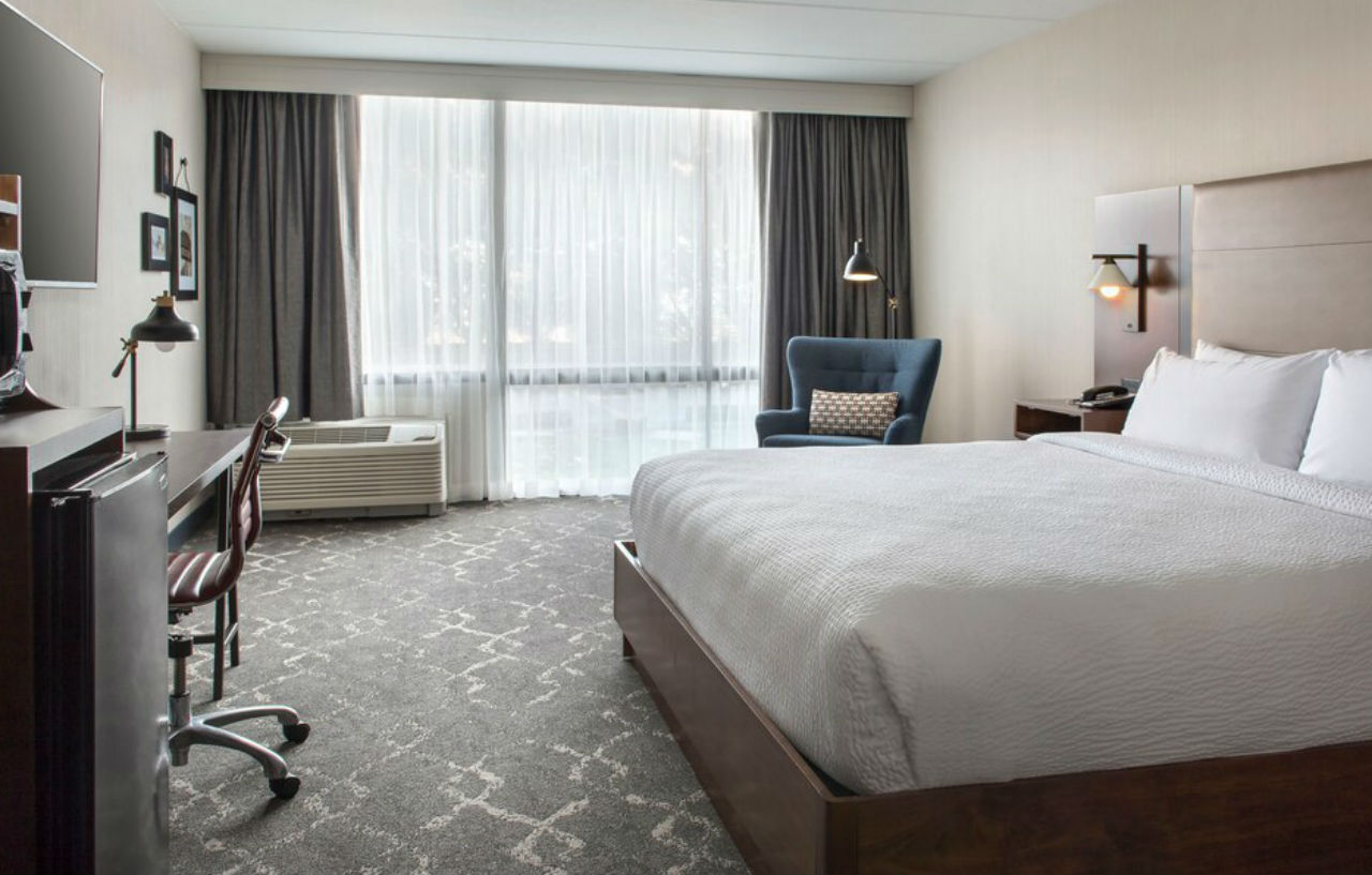Hotel Four Points Philadelphia Northeast Exterior foto