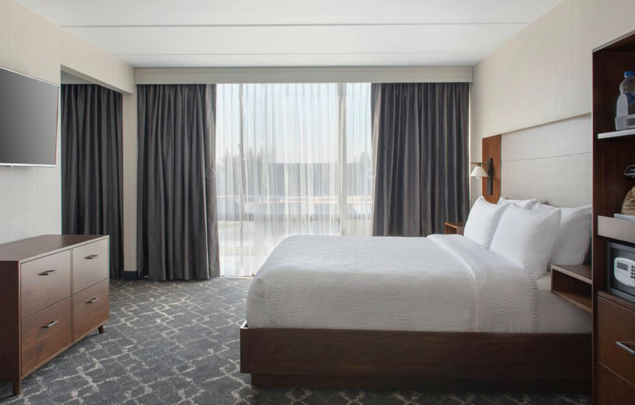 Hotel Four Points Philadelphia Northeast Exterior foto